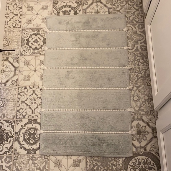 (2) Organic Tassel Stripe Bath Mats From West Elm - Picture 10 of 12